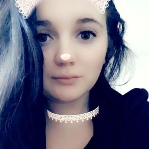 Meet your Posher, Lexie